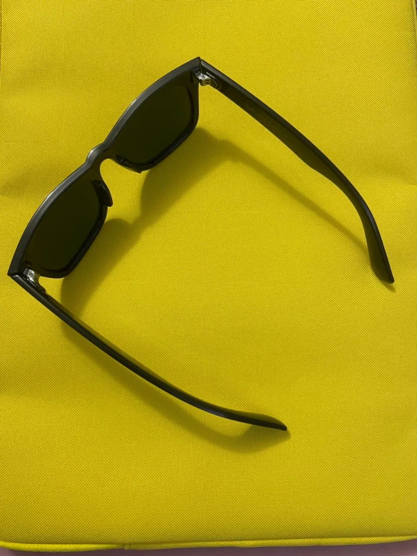 ***New*** Ray-Ban Wayfarer Sunglasses image indicator(4)