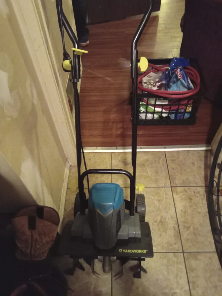 Yardworks Tiller image indicator(2)