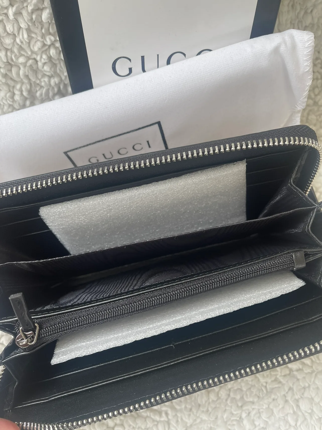 Ladies Wallet image indicator(2)