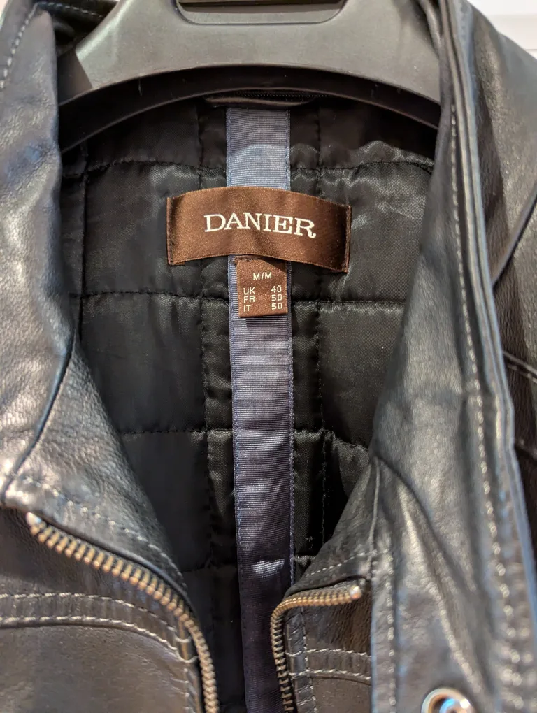 Men's Danier Black Leather Bomber Jacket image indicator(2)