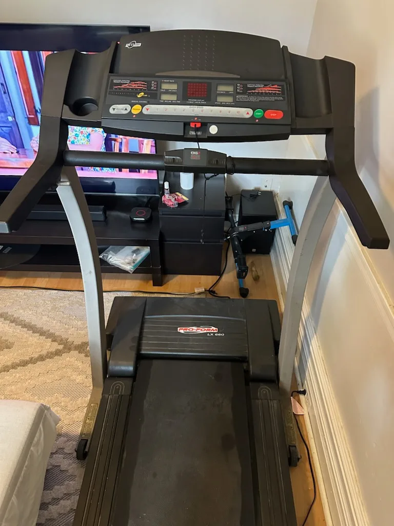 ProForm LX 680 Treadmill image indicator(2)