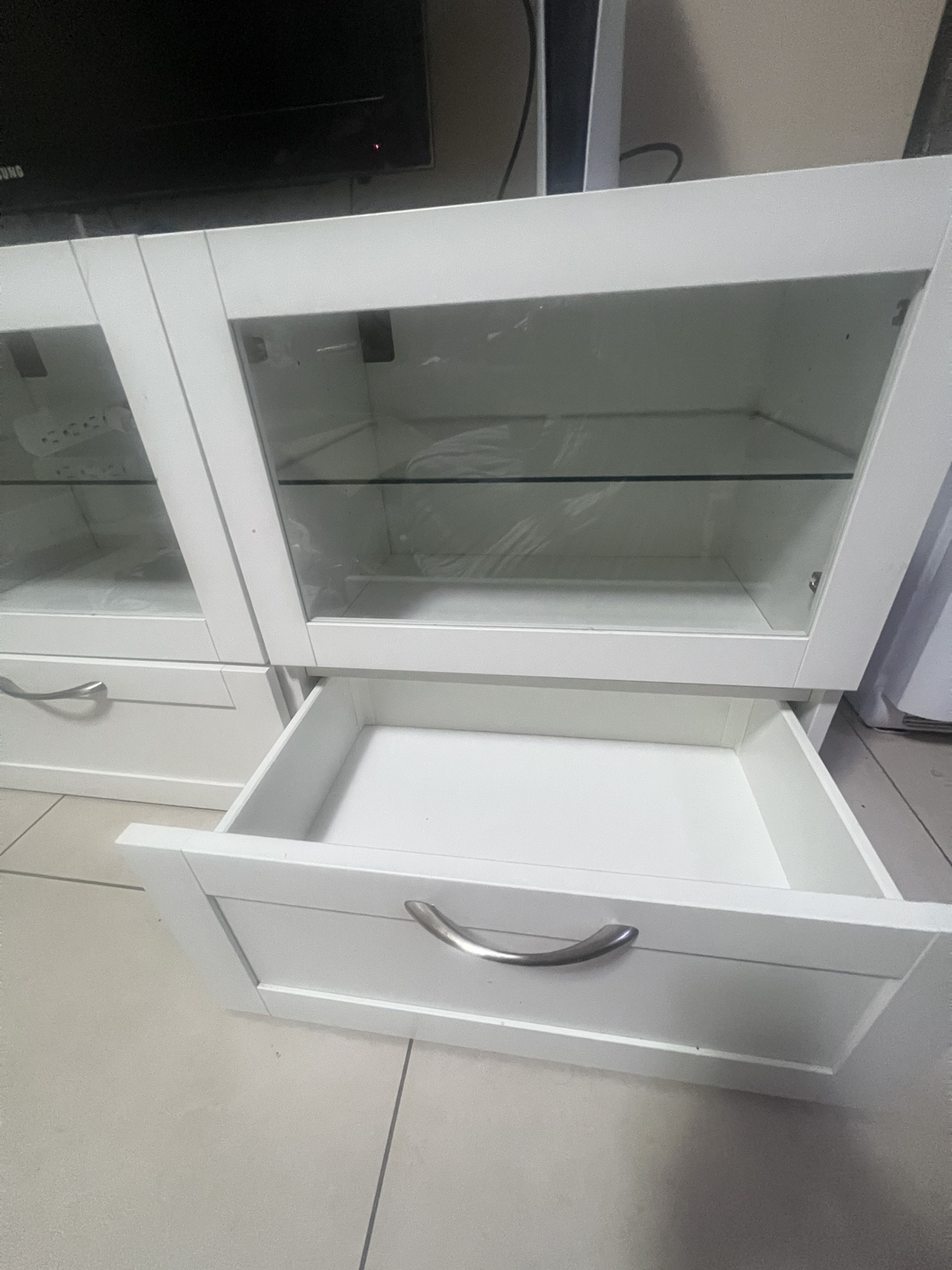 Ikea White TV Unit - photo 4