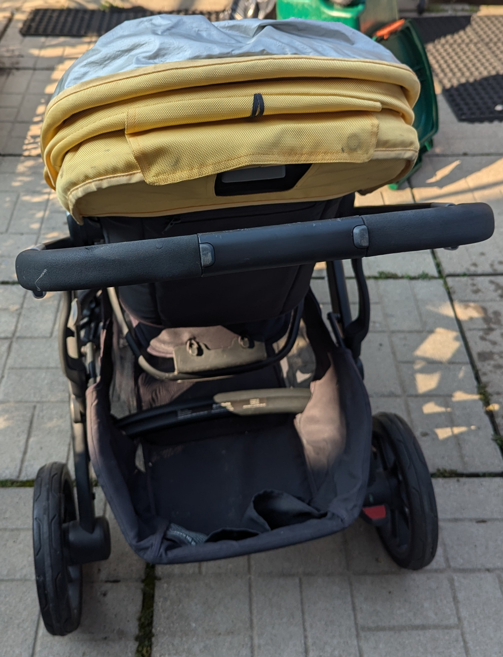 Uppababy Vista Stroller with rumble seat - photo 4