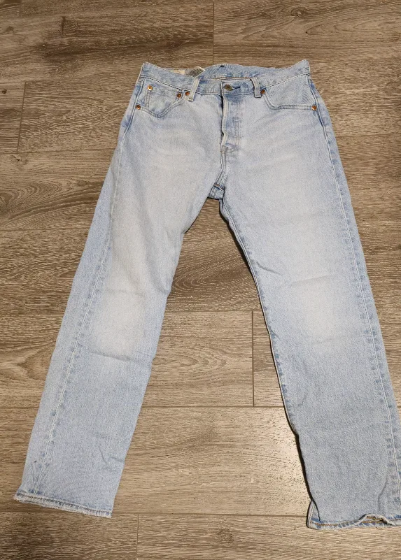 Levi's 501 Jeans thumbnail