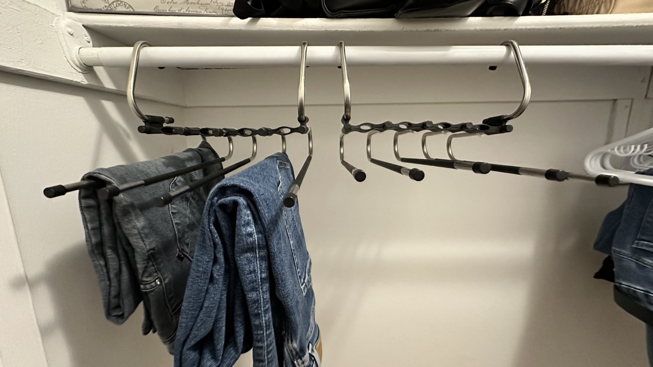 Space saving Hangers - photo 2