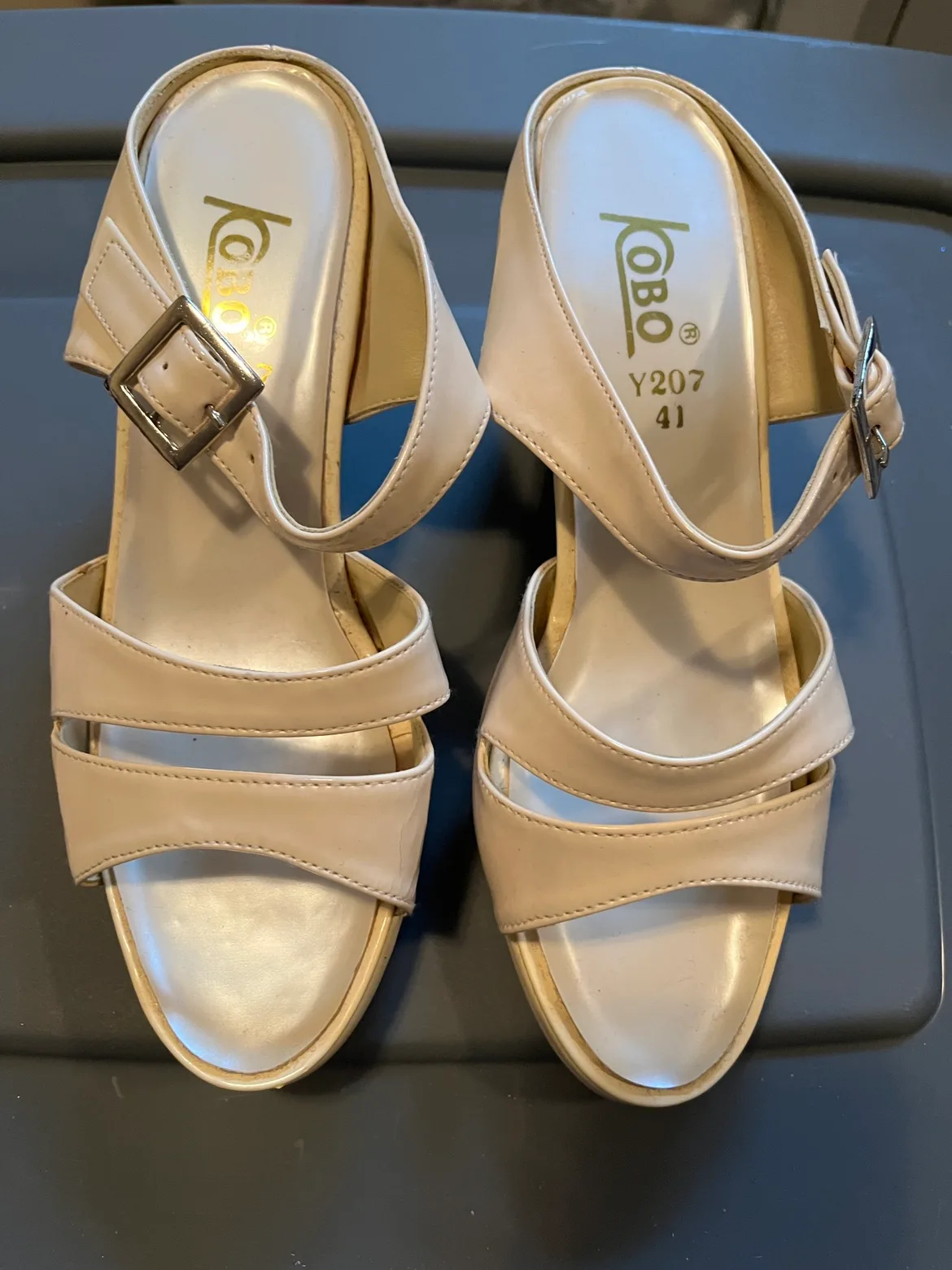 Kobo Women's fit size 6 , Platform Sandals image indicator(3)