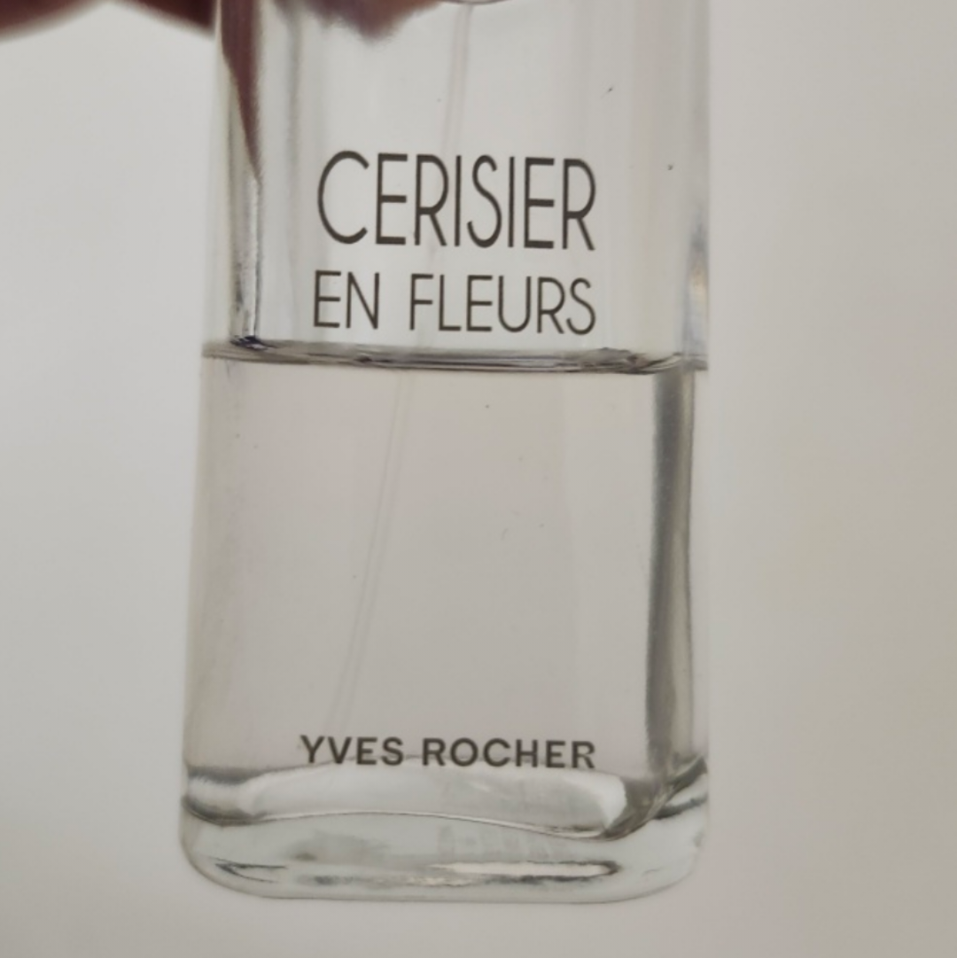 Yves Rocher Cerisier en Fleurs Perfume #freecycle