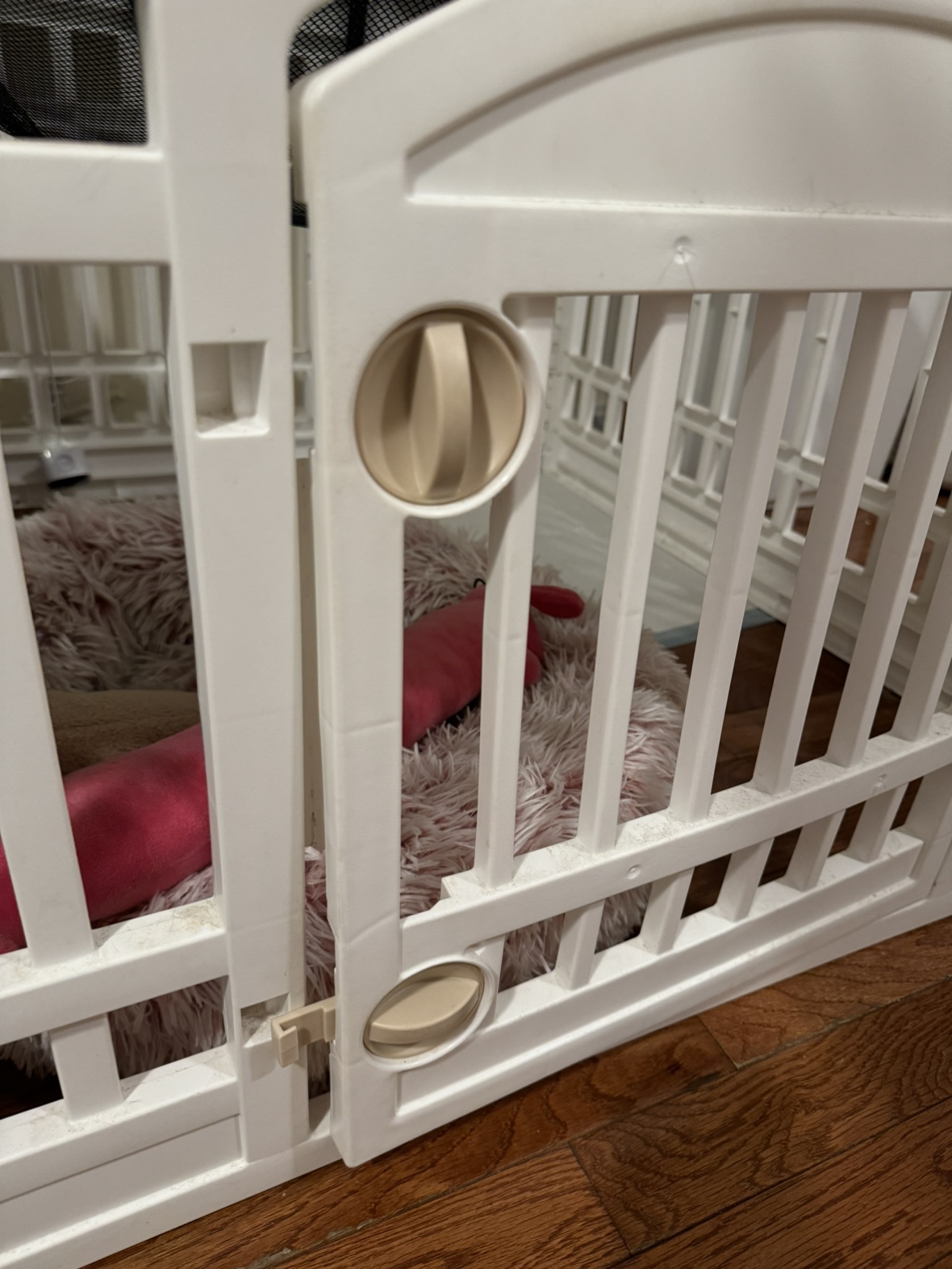Playpen + accessories - photo 4