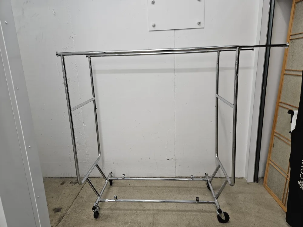 Double Garment Rack image indicator(2)