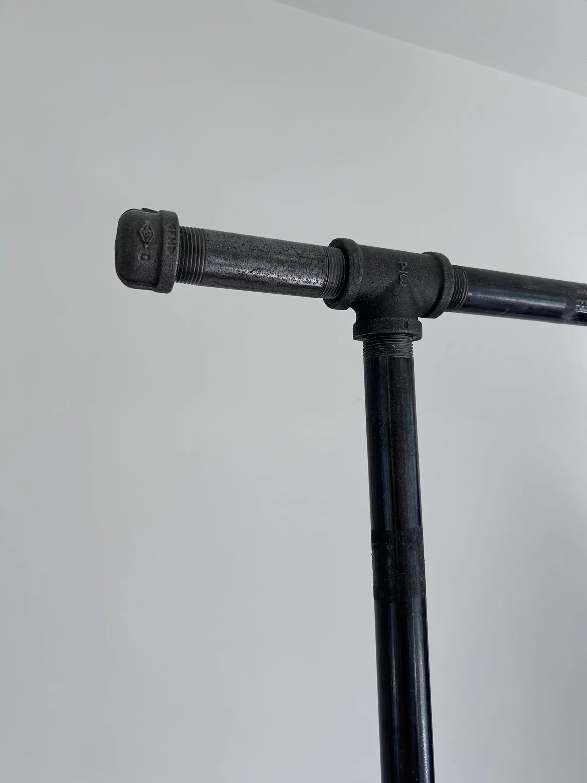 Industrial Pipe Clothing Rack image indicator(3)