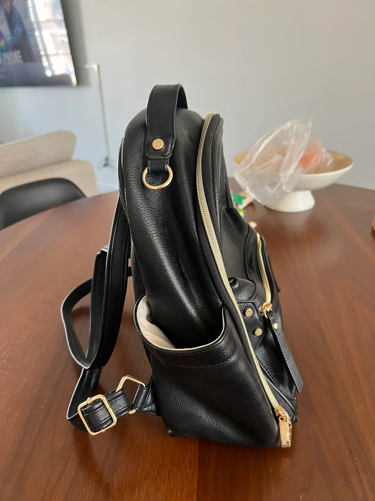 Itzy Ritzy Diaper Backpack image indicator(5)