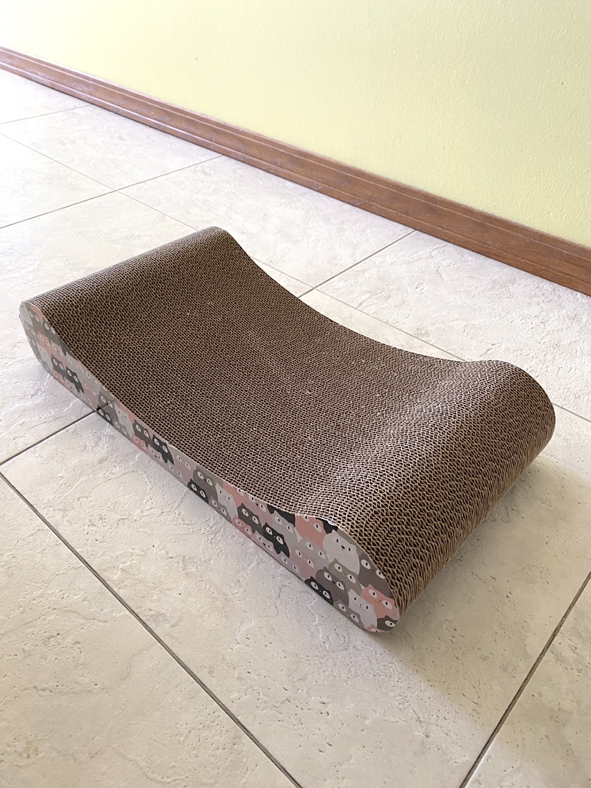 Cardboard Cat Scratcher #freecycle - photo 3