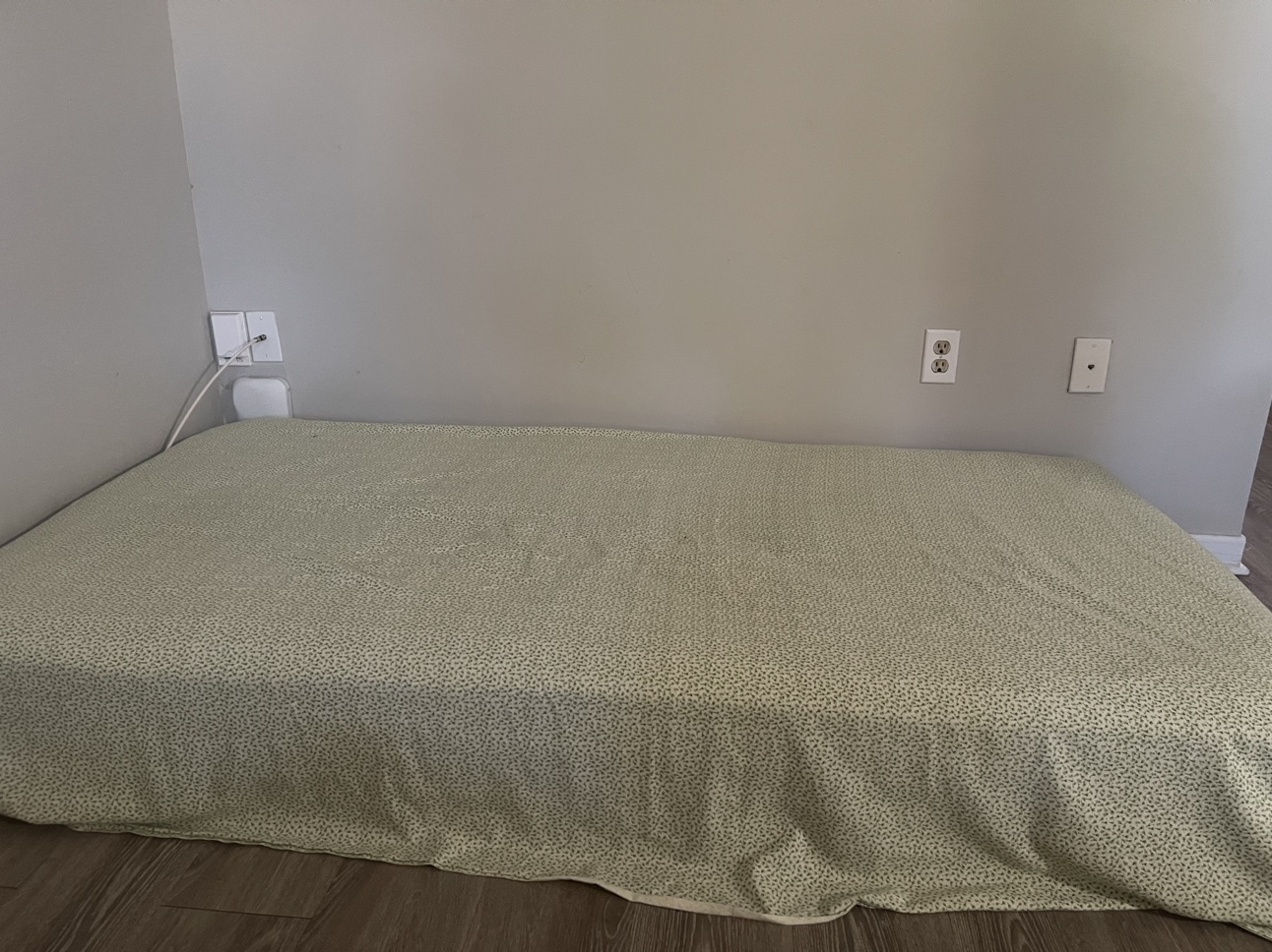 Twin mattress