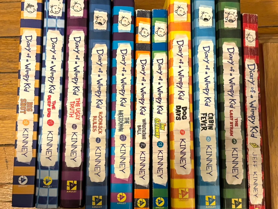Diary of a Wimpy Kid Books (11) thumbnail