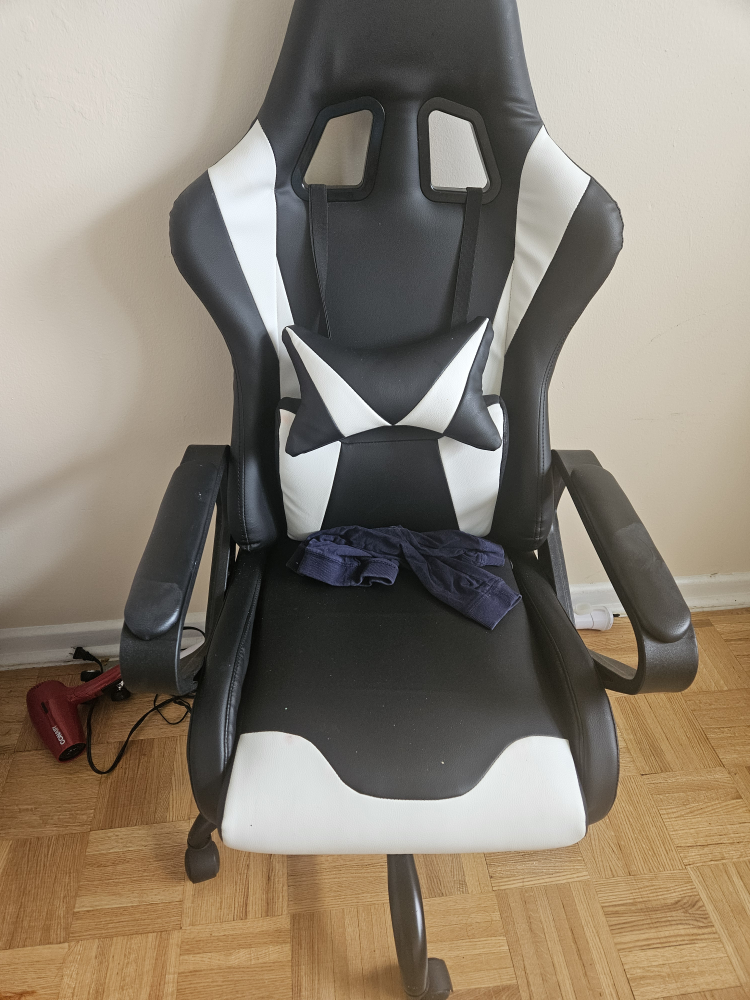 gaming chair