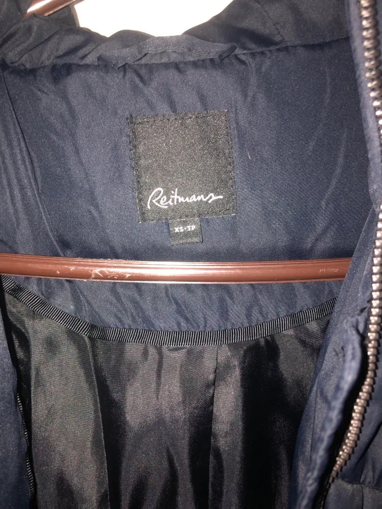 Black Puffer Jacket  #freecycle image indicator(4)