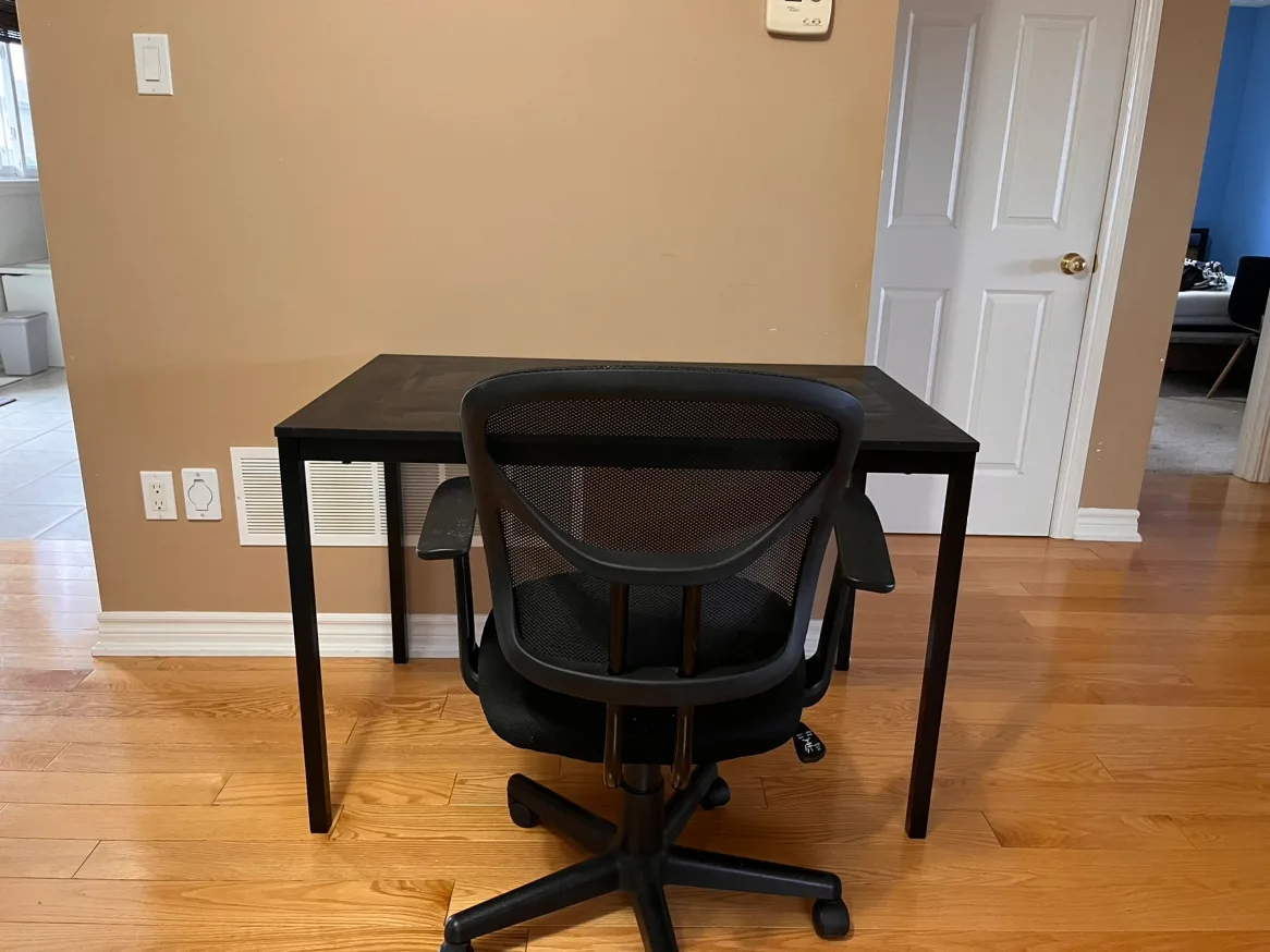 Moving Sale: Work Desk and Chair image indicator(2)