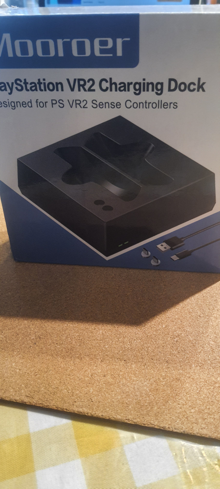 PlayStation VR2 Charging Dock - photo 2