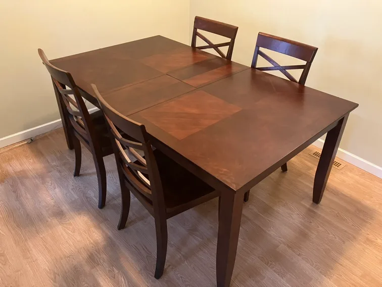 Extendable Dining Table with 6 chairs image indicator(2)