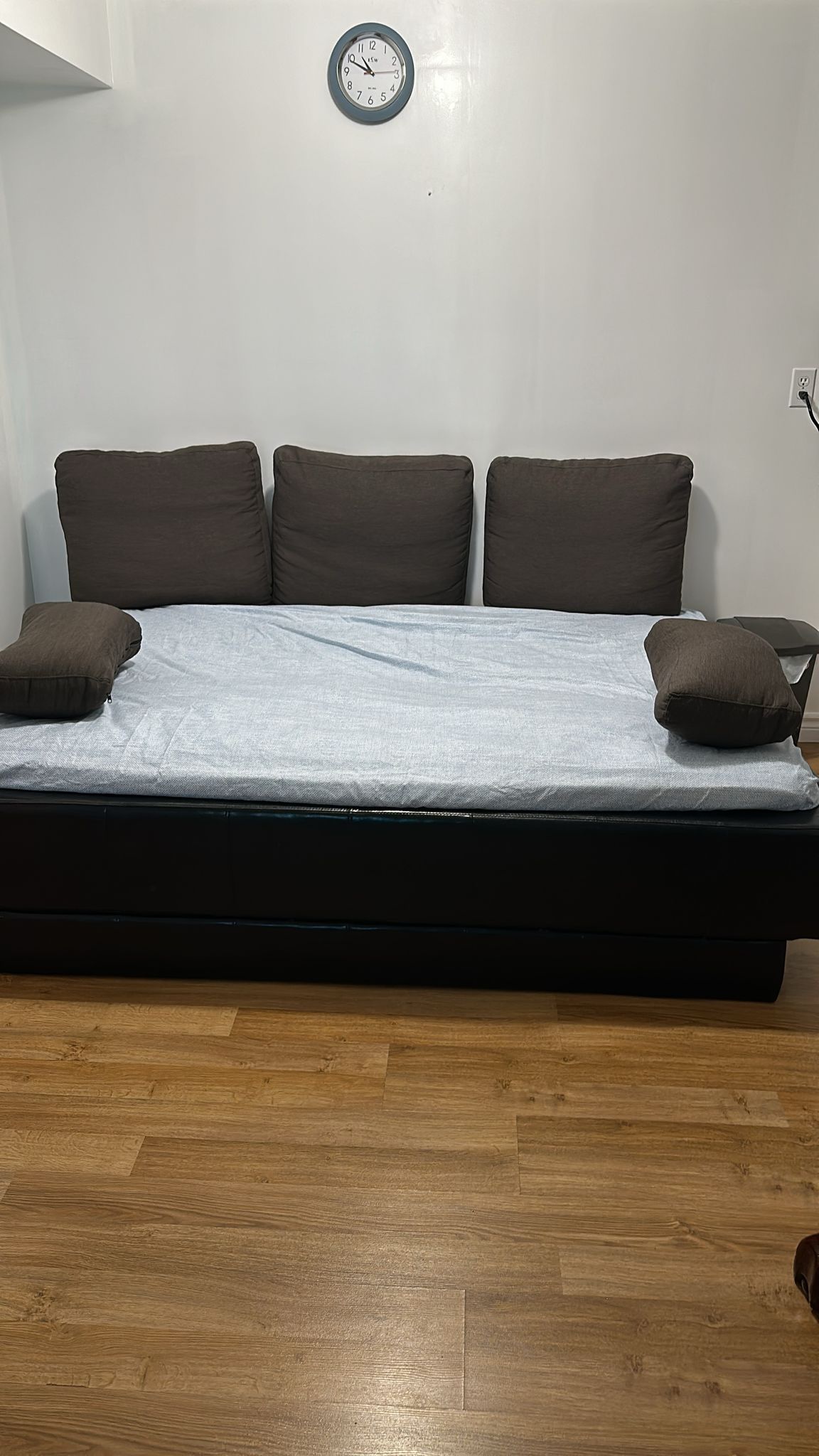 Sofa Bed with Ottomans - photo 2
