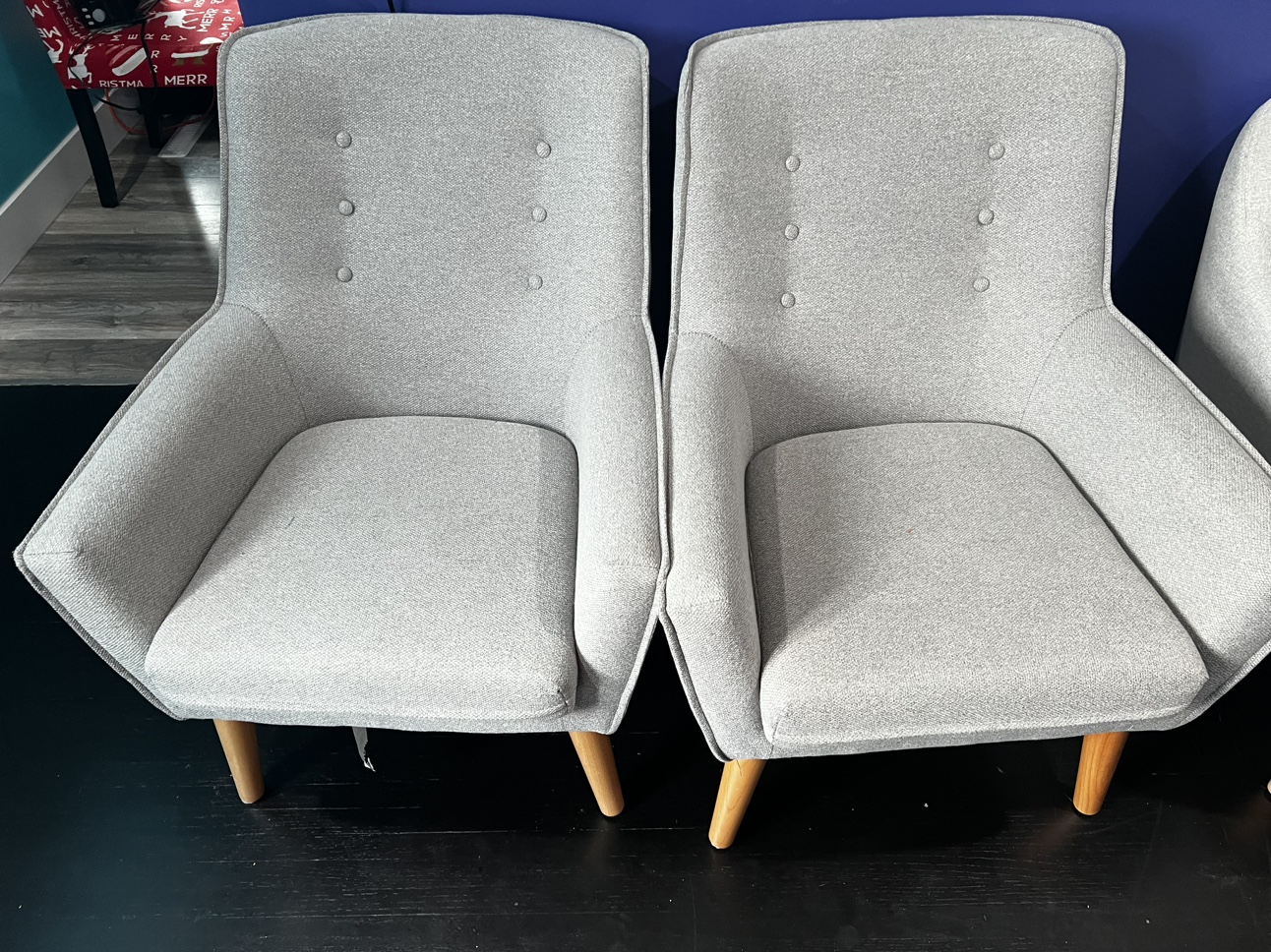 grey accent chair - photo 2
