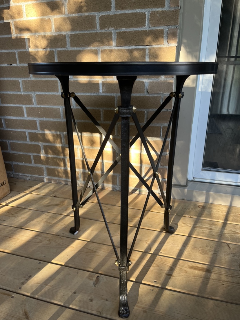 Round Metal Table 20 inches 🧡 - photo 2