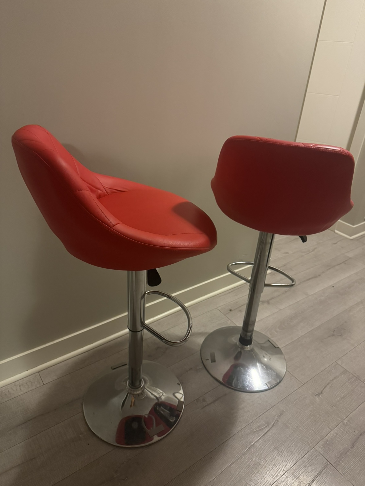Red Bar Stools - photo 4