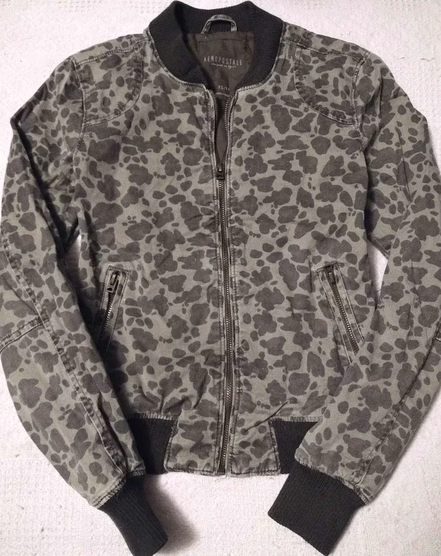 Women's Coats/Jackets - Sizes XSmall > XLarge image indicator(3)