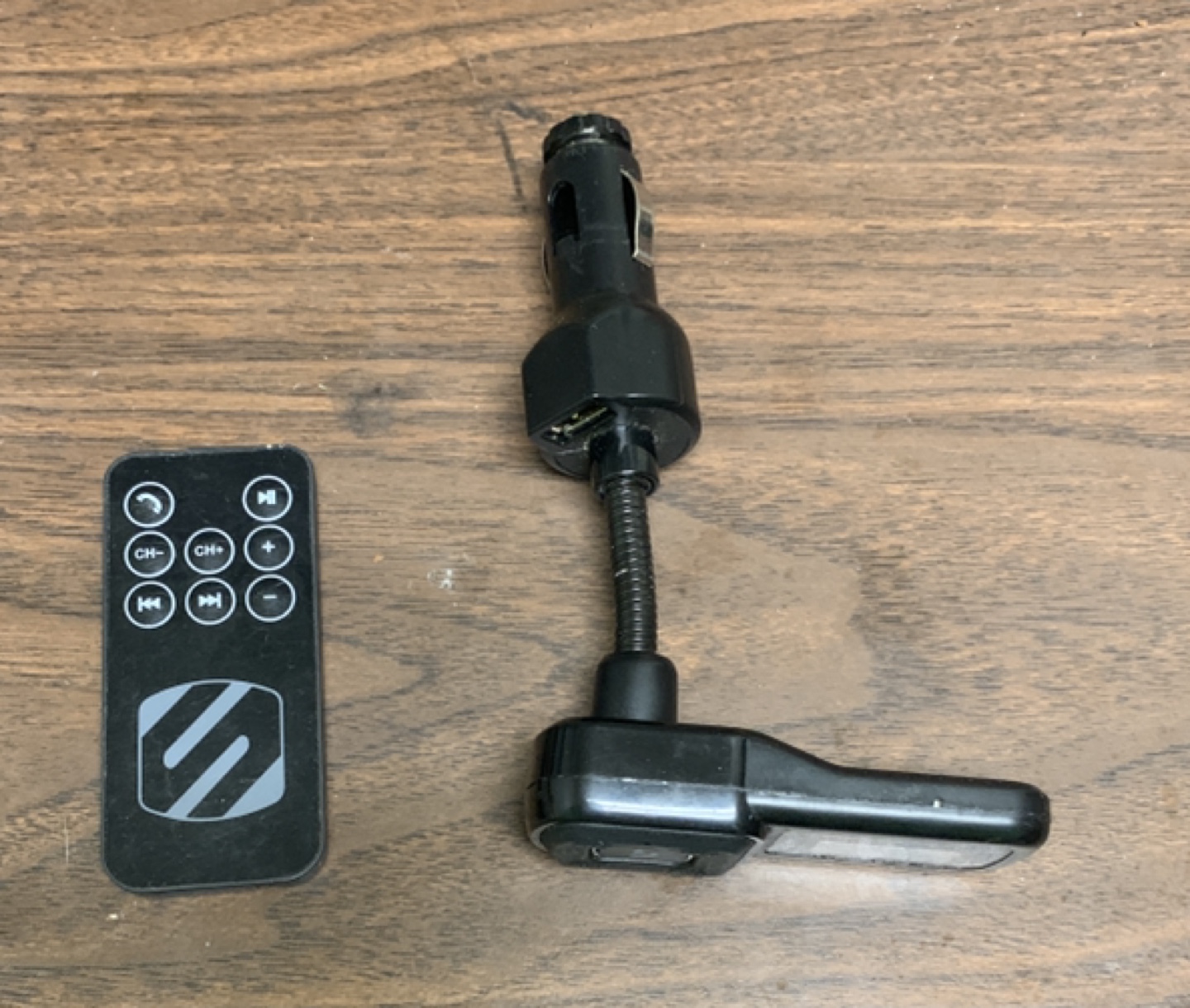 Scosche BTFreq Bluetooth FM Transmitter - photo 2