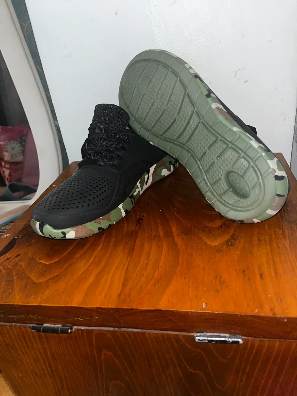Crocs  Lightweight  Sneakers thumbnail