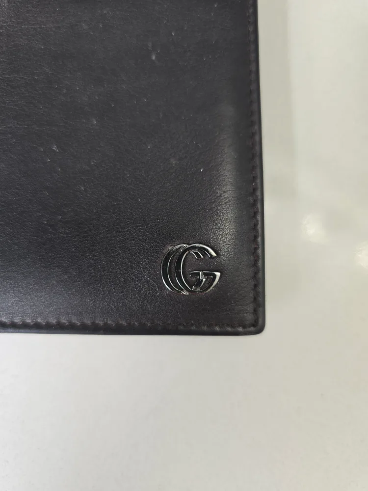 Gucci Brown Leather Wallet image indicator(2)