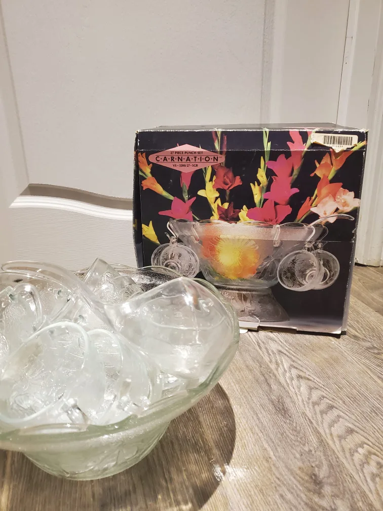 Glass Punch bowl image indicator(7)