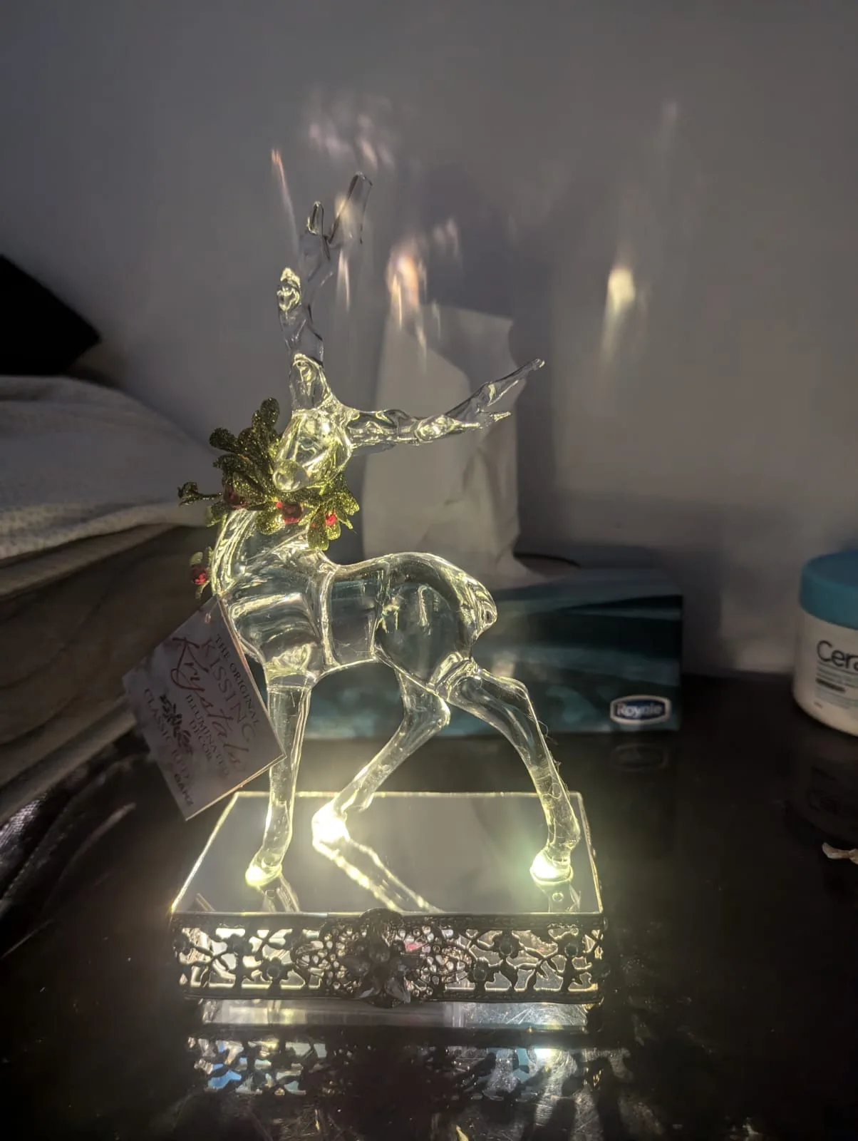 GANZ Light up Crystal Reindeer Figurine image indicator(3)