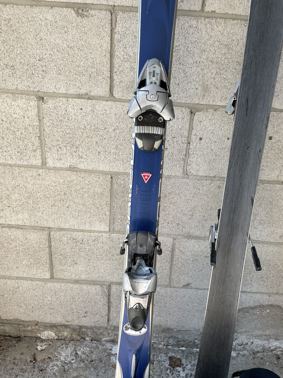 K2 Skies (174 cm) + Nordica Ski boots (men 27.0/27.5) - photo 2