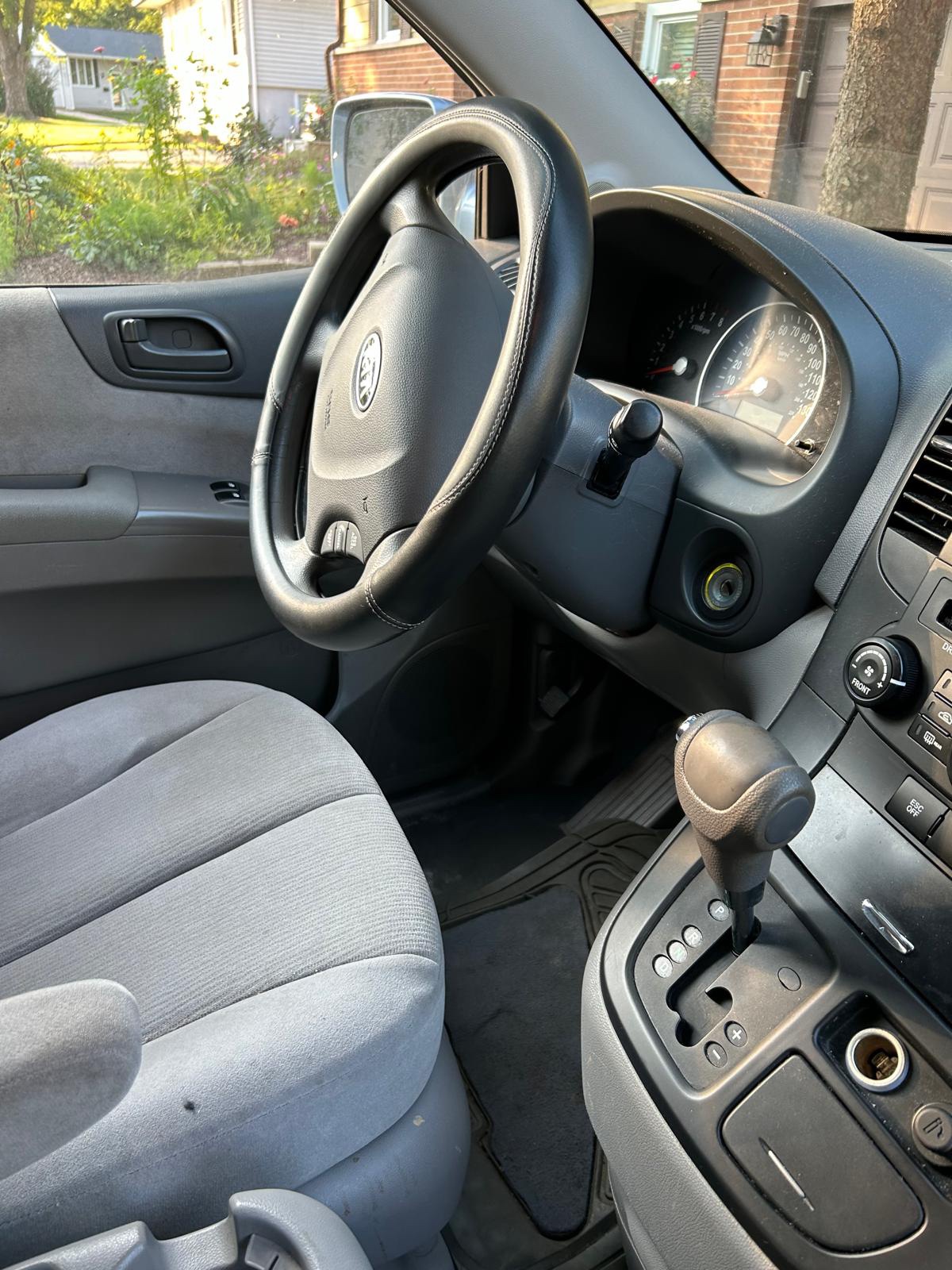 Kia Sedona - photo 5