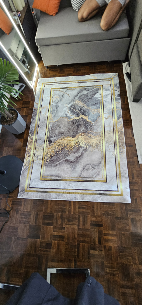 Gold and Marble Area Rug  3'8"×5'11" - photo 4