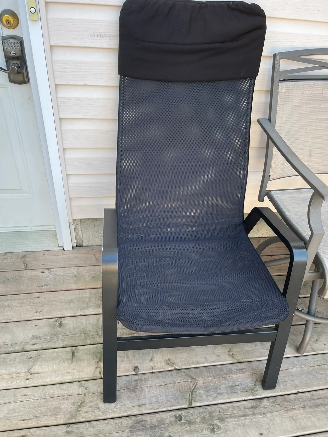Black Mesh Ikea Chair thumbnail