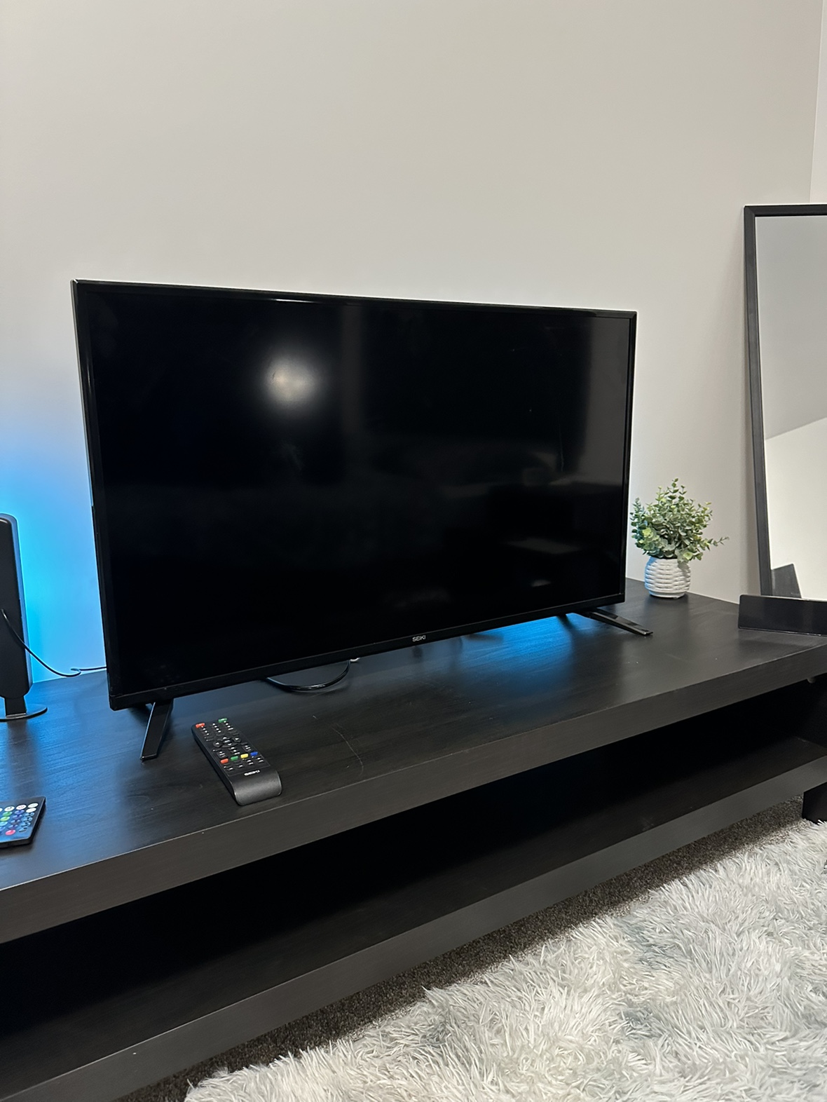 Seiki 39" TV - photo 2