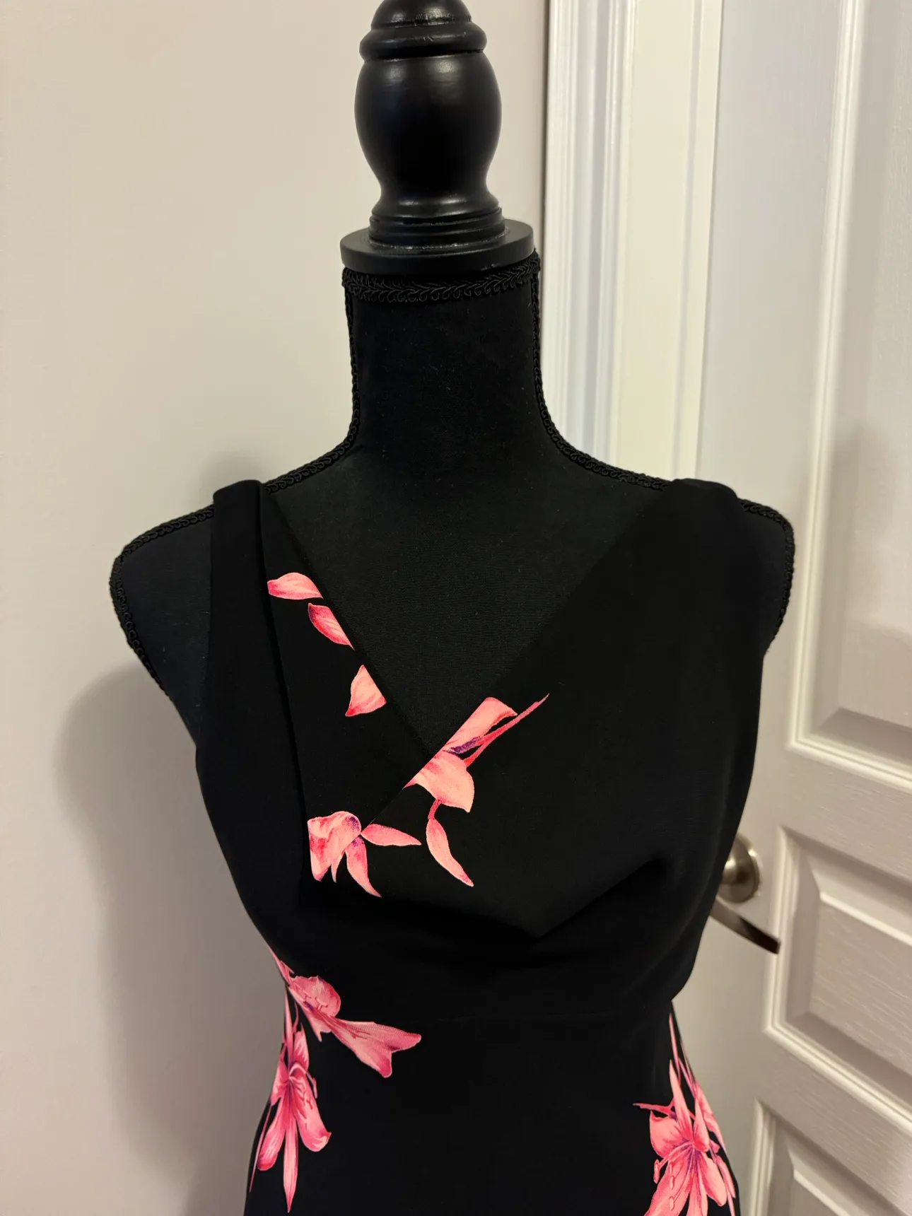 Jones New York Black Floral Cocktail Party Dress image indicator(2)