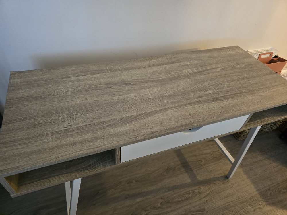 White and Grey Desk - photo 3