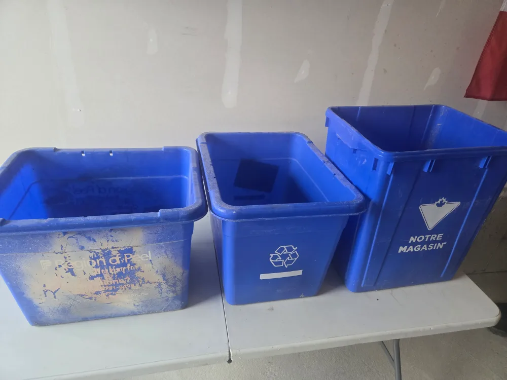 Blue Recycling Bins image indicator(2)