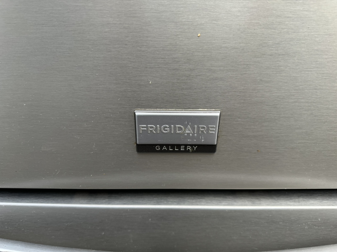 Frigidaire Gallery Electric Stove - photo 3
