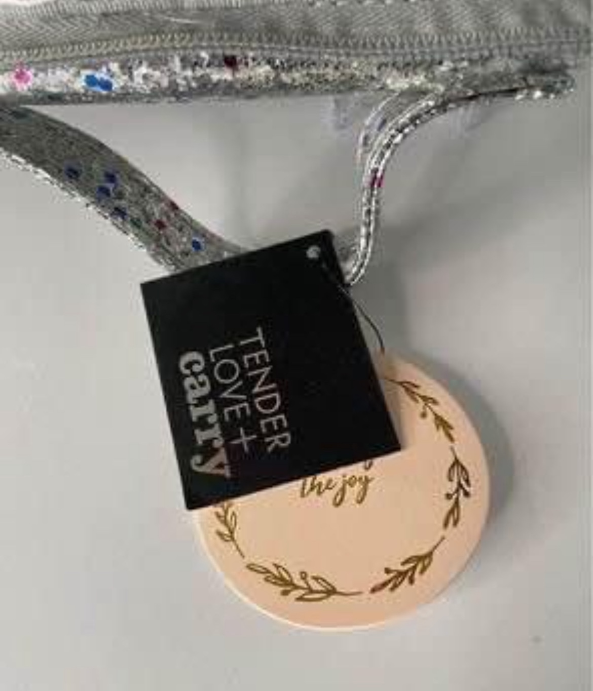 NEW Tender Love + Carry Cosmetic Bag - photo 3