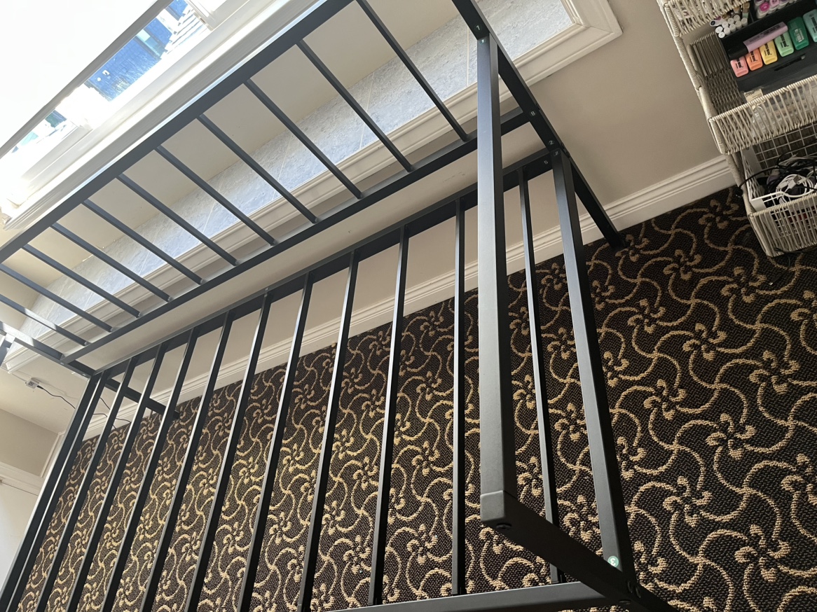 Metal Bed Frame - photo 4