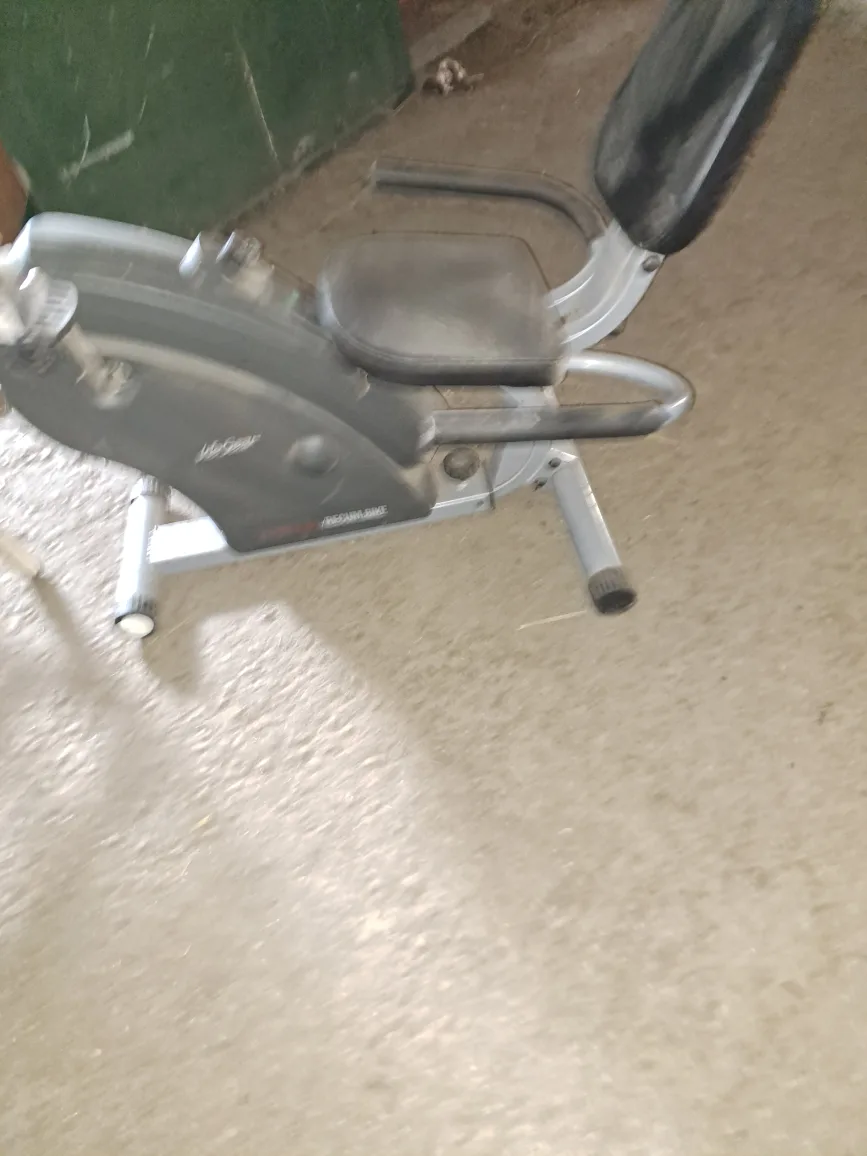 LifeGear Recumbent Bike image indicator(4)