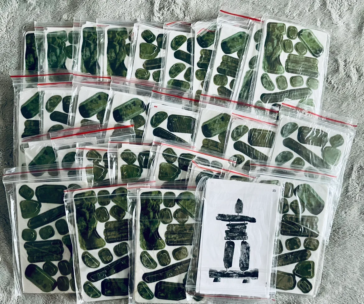 3D HISTORICAL CANADIAN ICONS TO MAKE image indicator(3)