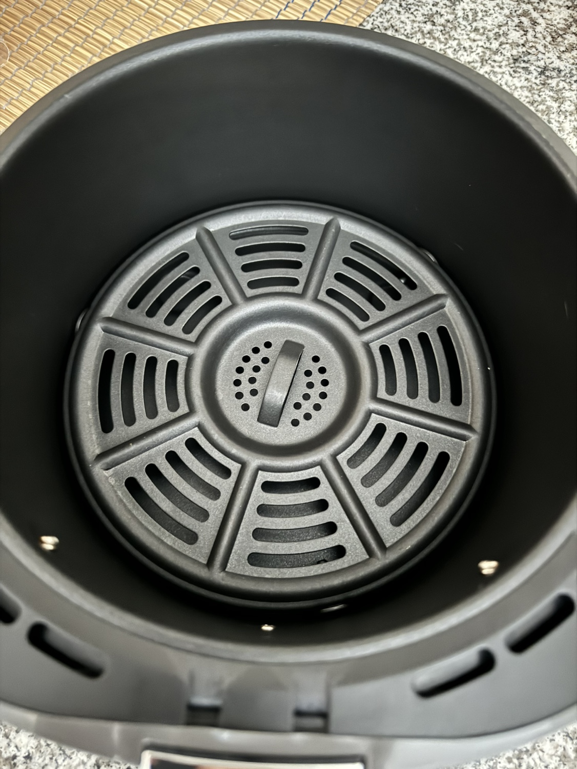 Ninja Airfryer 4QT model AF100 - photo 3