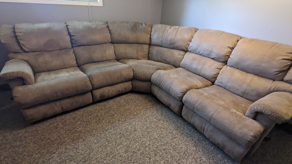 Reclining Sectional Sofa