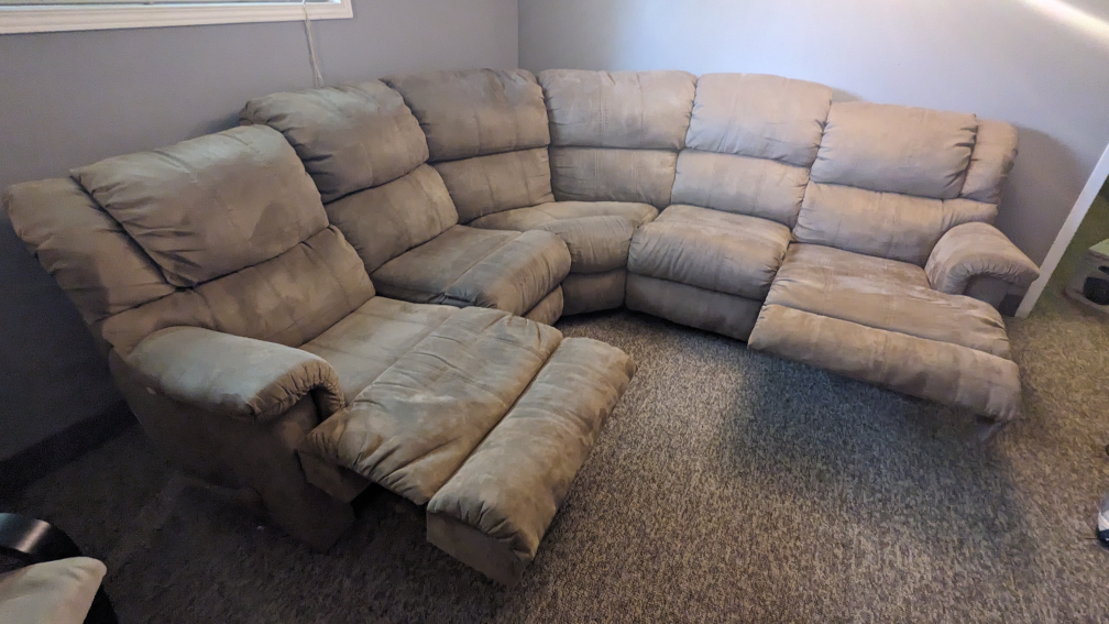 Reclining Sectional Sofa - photo 4