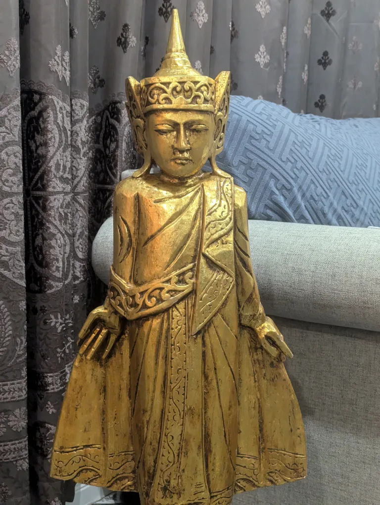 Vintage Golden Wooden Buddha Statue image indicator(2)
